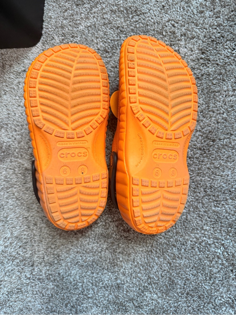 CROCS Orange Mickey Mouse Pumpkin Clogs - Picture 2 of 2